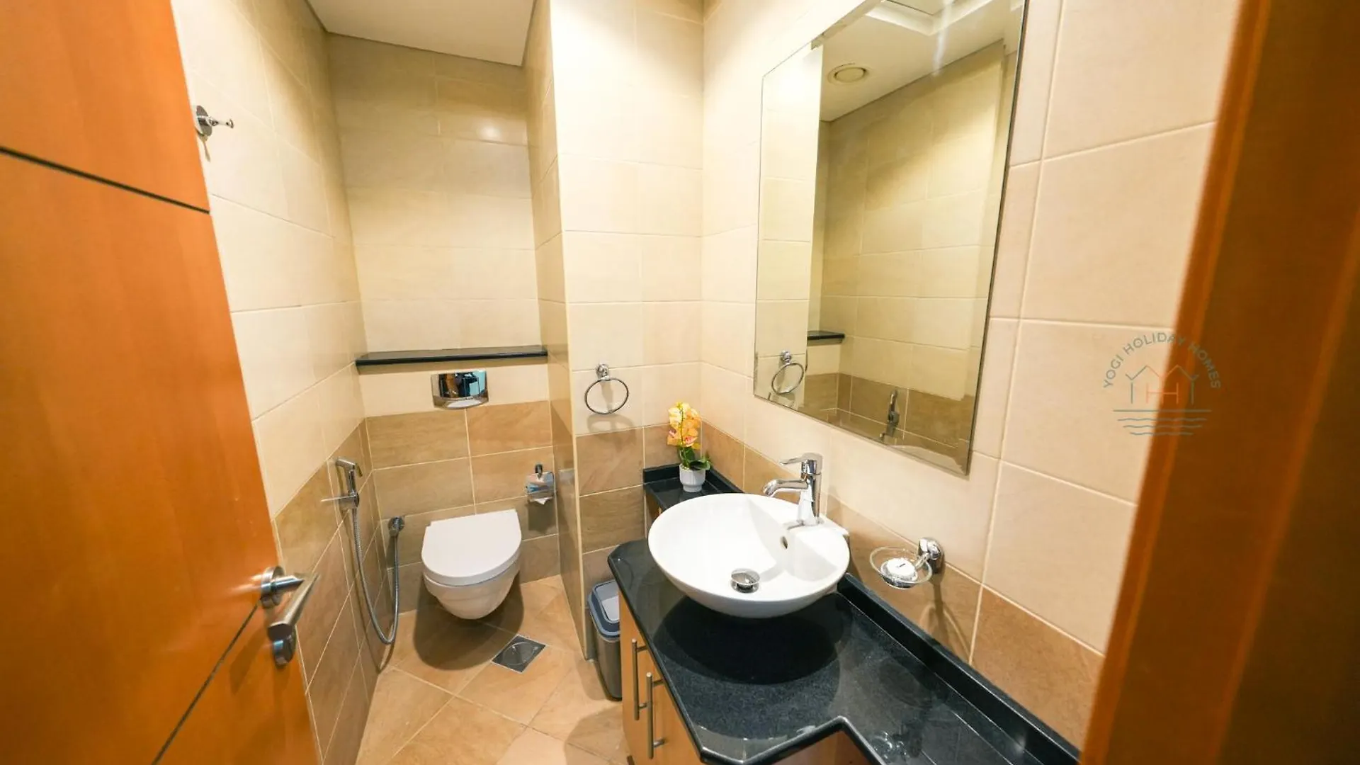 Apartment Elite 3Br Retreat - City Lights & Marina Bliss Dubai