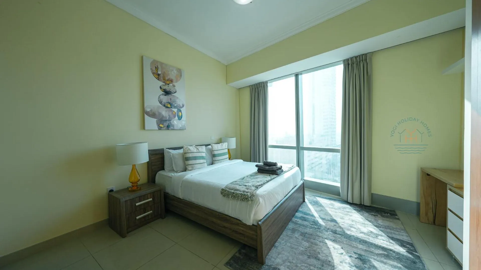 Elite 3Br Retreat - City Lights & Marina Bliss Dubai Apartment
