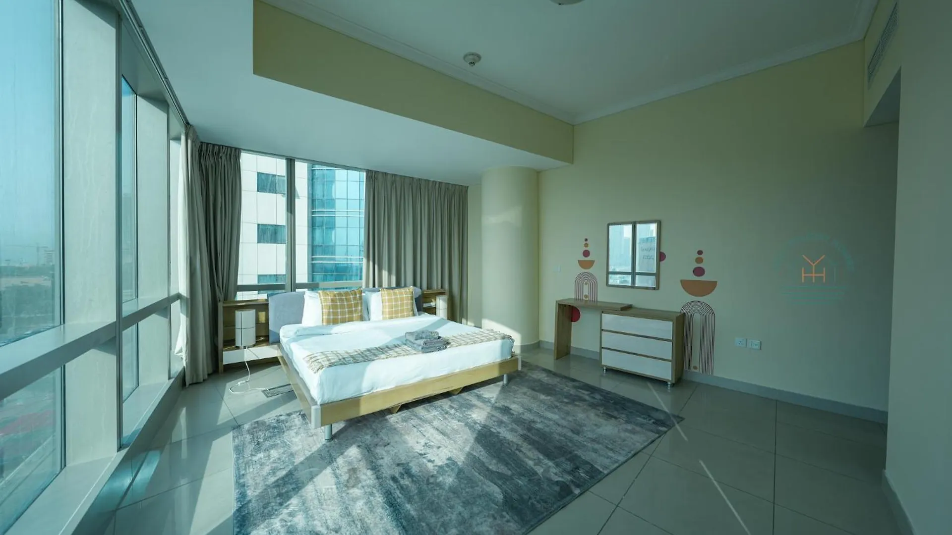 Elite 3Br Retreat - City Lights & Marina Bliss Dubai United Arab Emirates