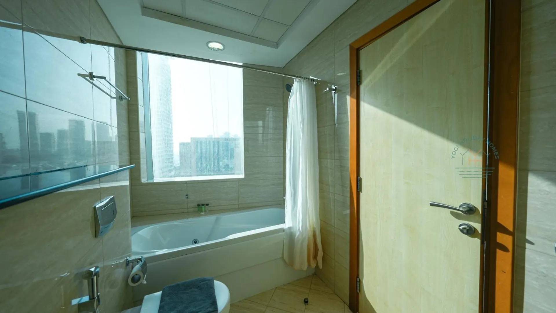 Elite 3Br Retreat - City Lights & Marina Bliss Dubai