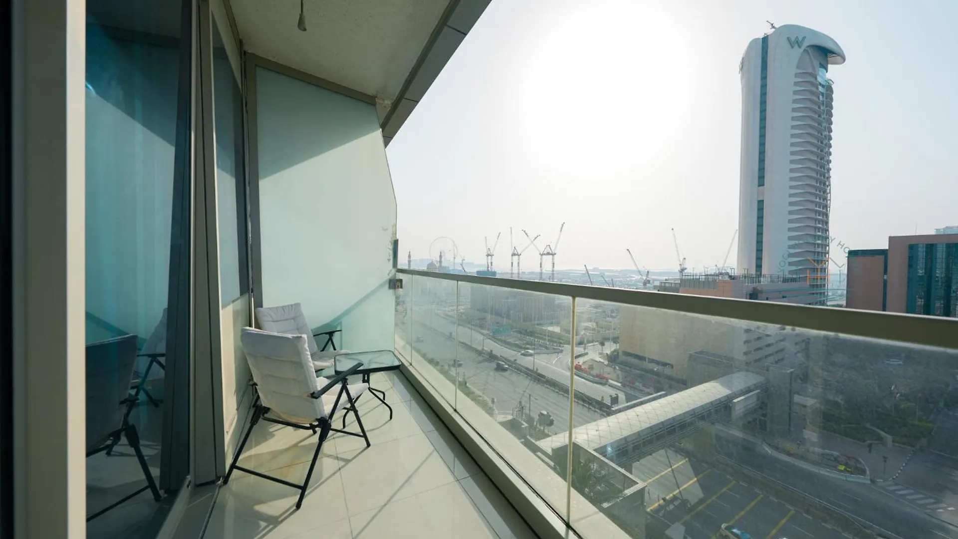 Apartment Elite 3Br Retreat - City Lights & Marina Bliss Dubai