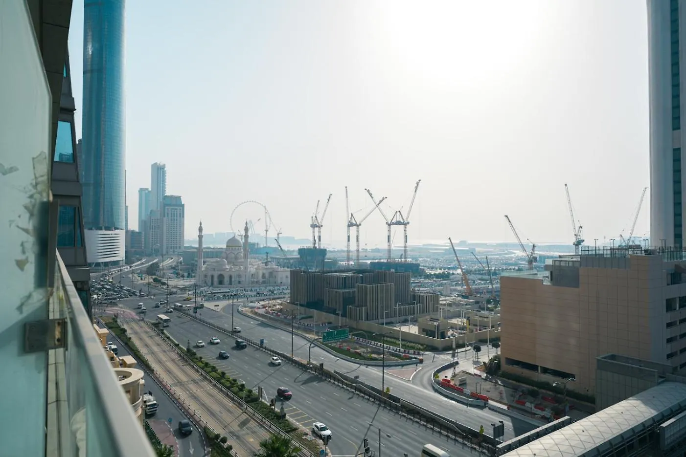Apartment Elite 3Br Retreat - City Lights & Marina Bliss Dubai