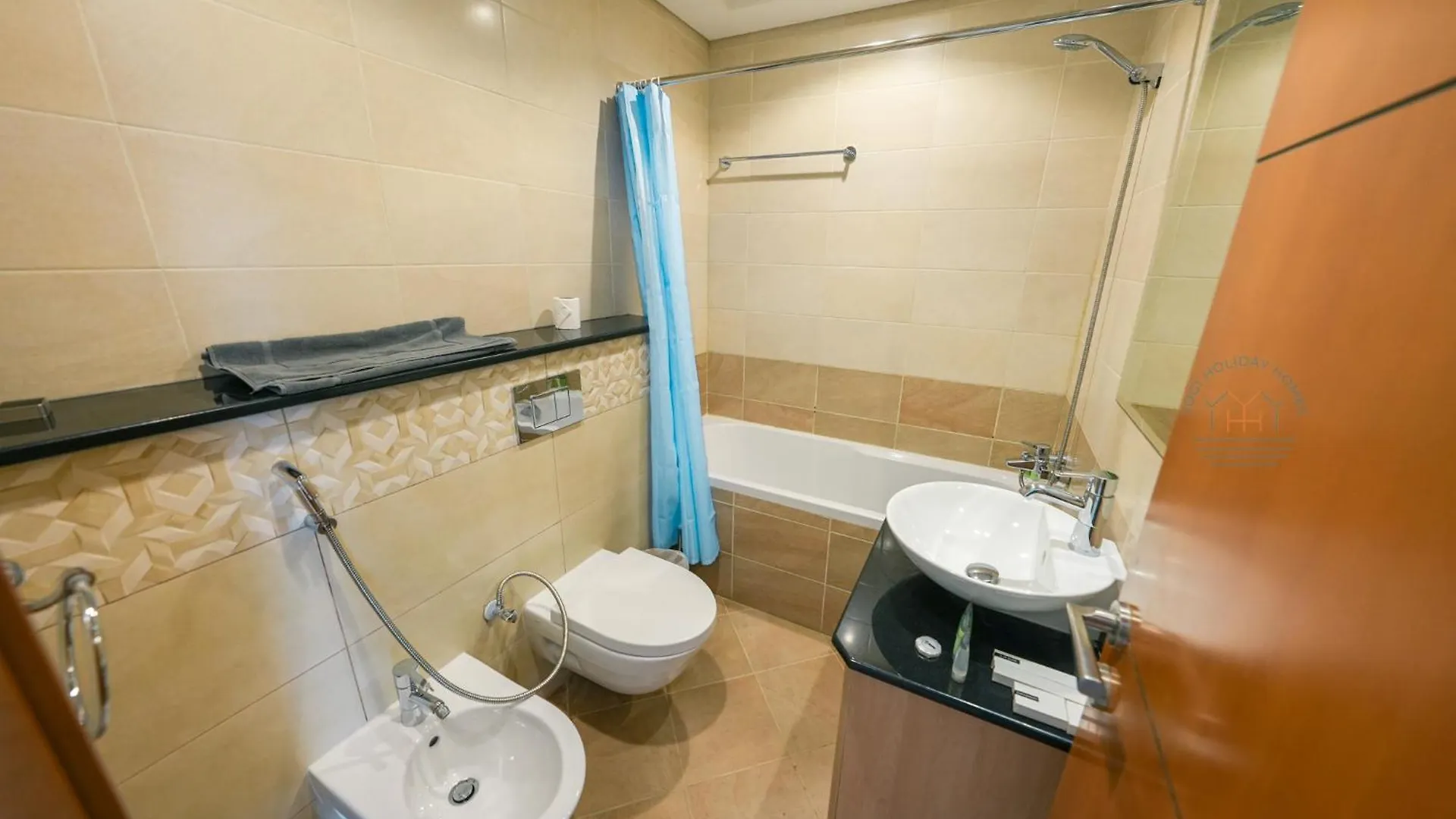Elite 3Br Retreat - City Lights & Marina Bliss Dubai United Arab Emirates